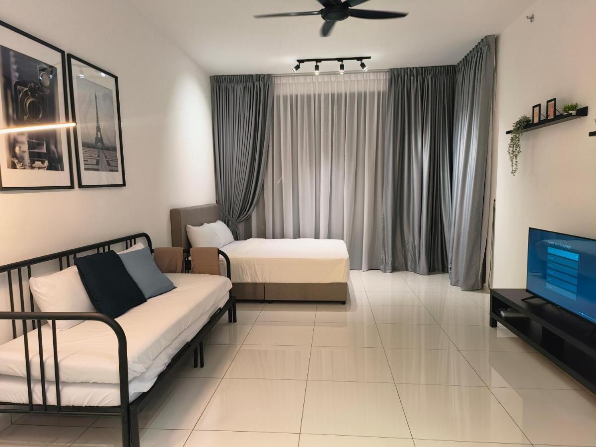 2Br Luxury Rooftop Swimming Pook Homestay@Georgetown@10Pax - 无敌美景两房民宿 מראה חיצוני תמונה