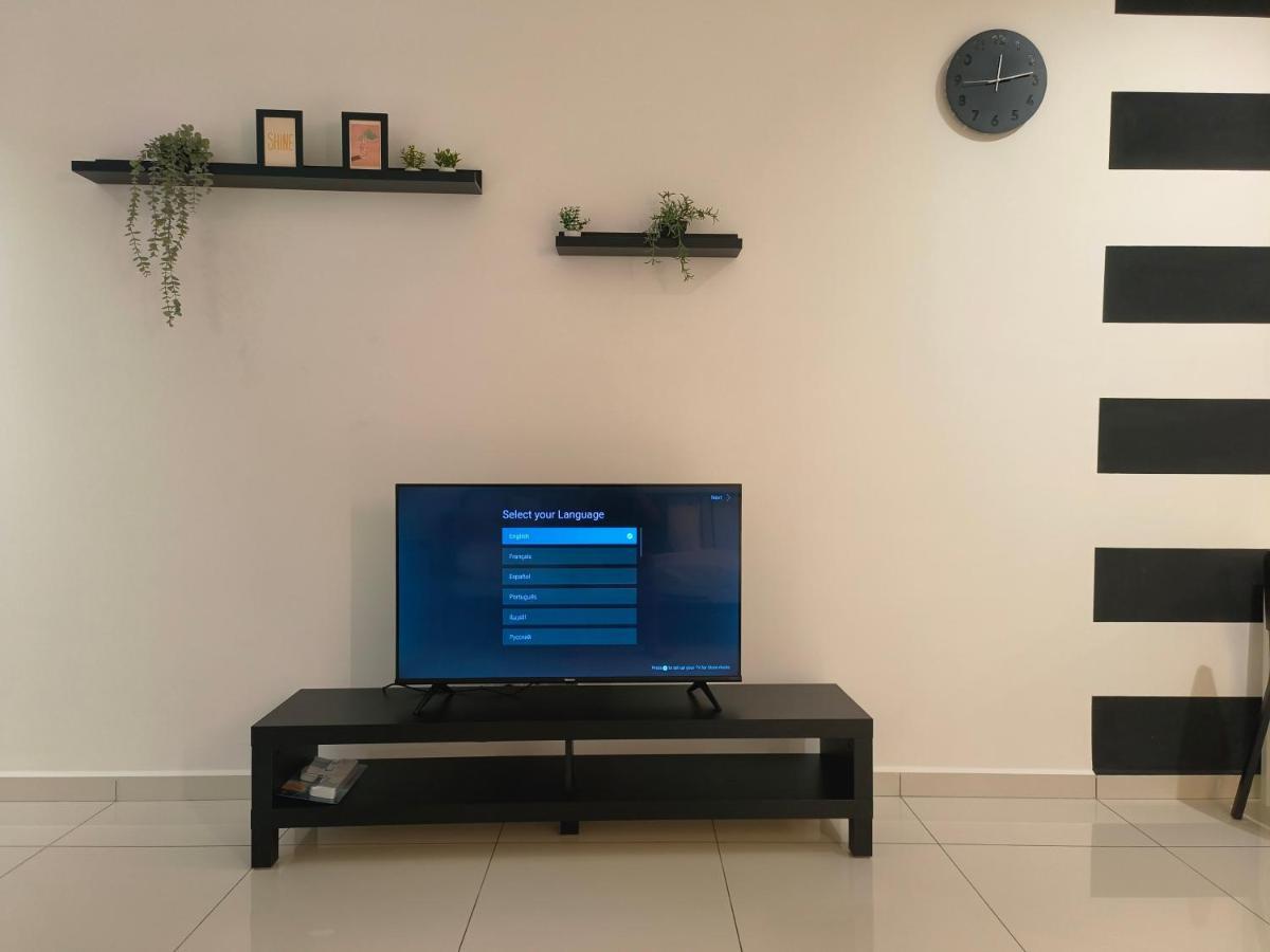 2Br Luxury Rooftop Swimming Pook Homestay@Georgetown@10Pax - 无敌美景两房民宿 מראה חיצוני תמונה