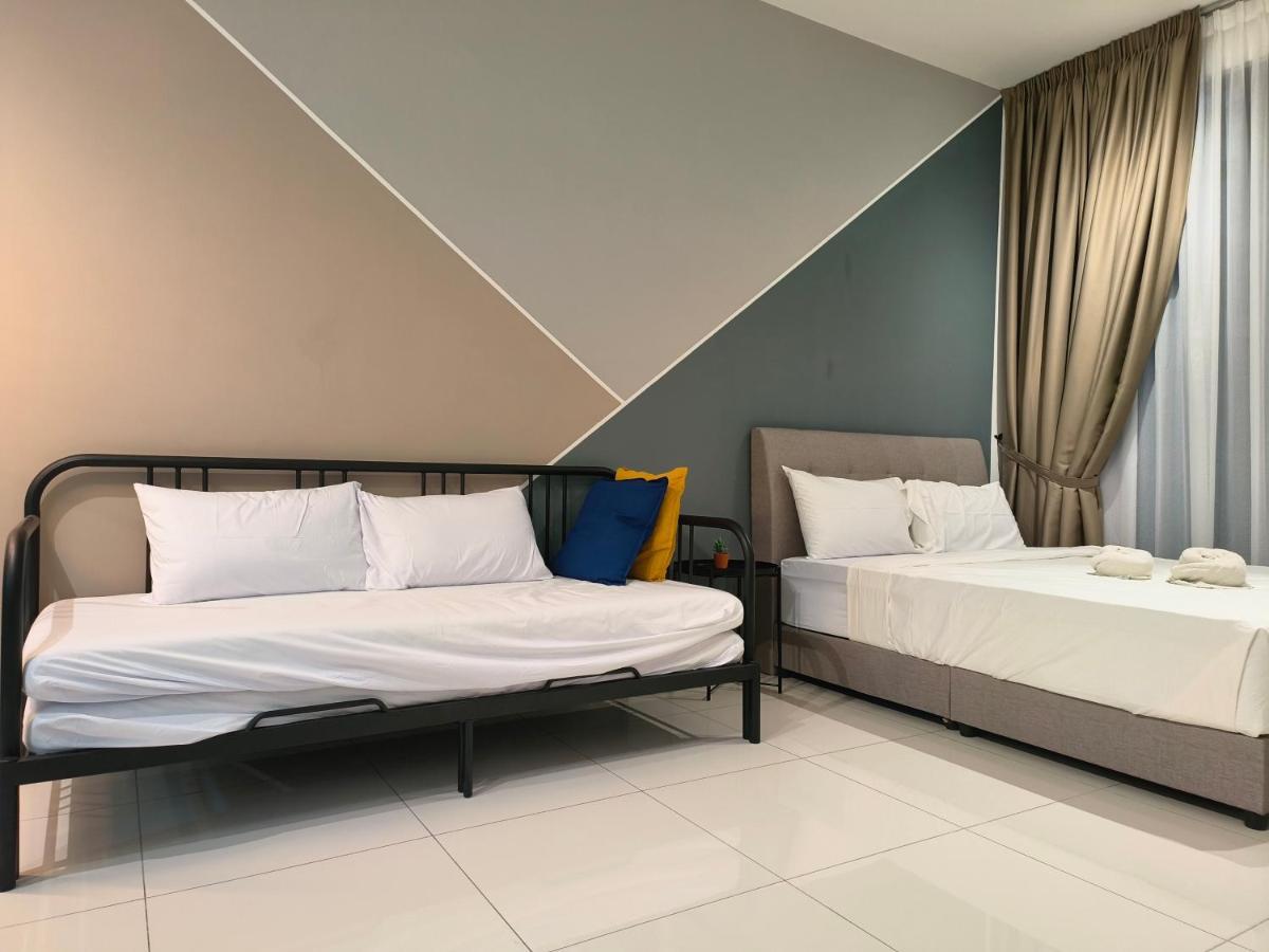 2Br Luxury Rooftop Swimming Pook Homestay@Georgetown@10Pax - 无敌美景两房民宿 מראה חיצוני תמונה