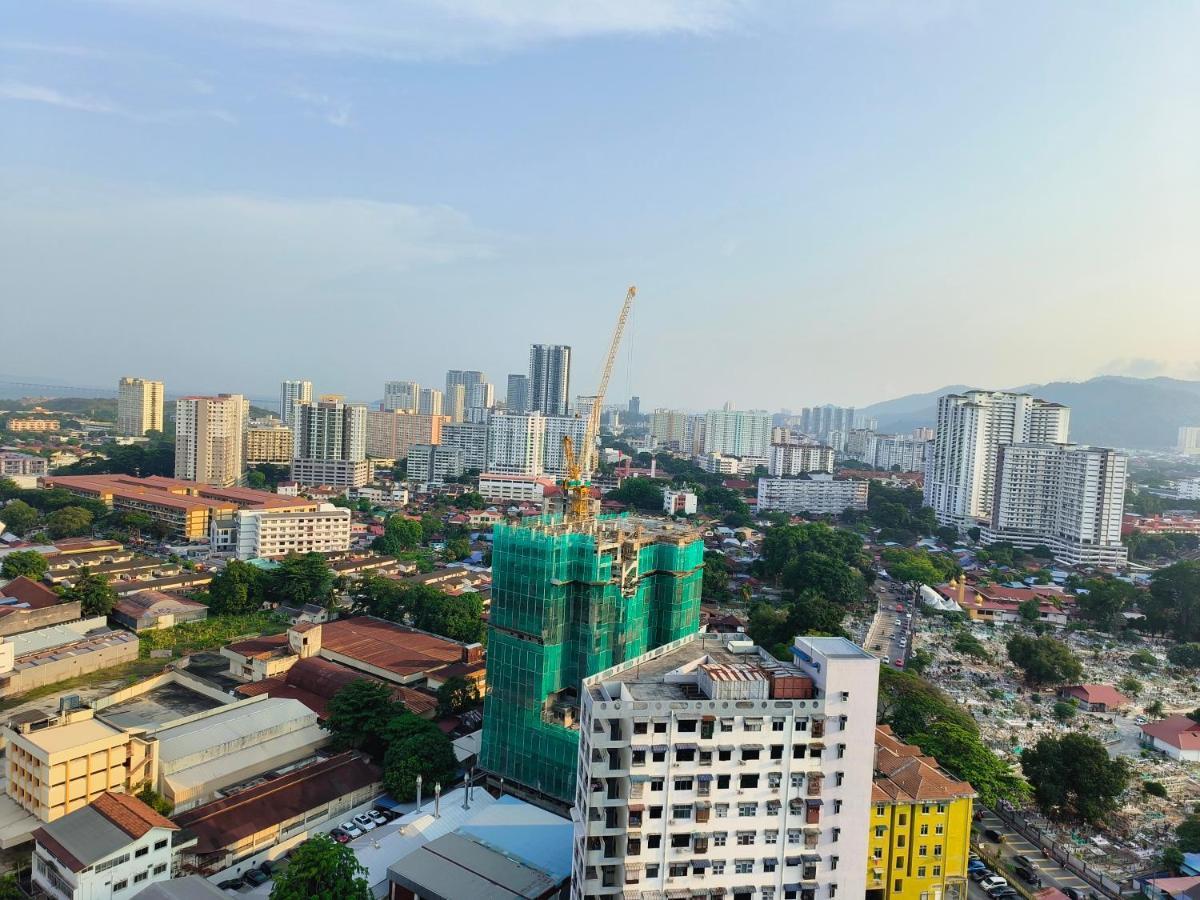 2Br Luxury Rooftop Swimming Pook Homestay@Georgetown@10Pax - 无敌美景两房民宿 מראה חיצוני תמונה