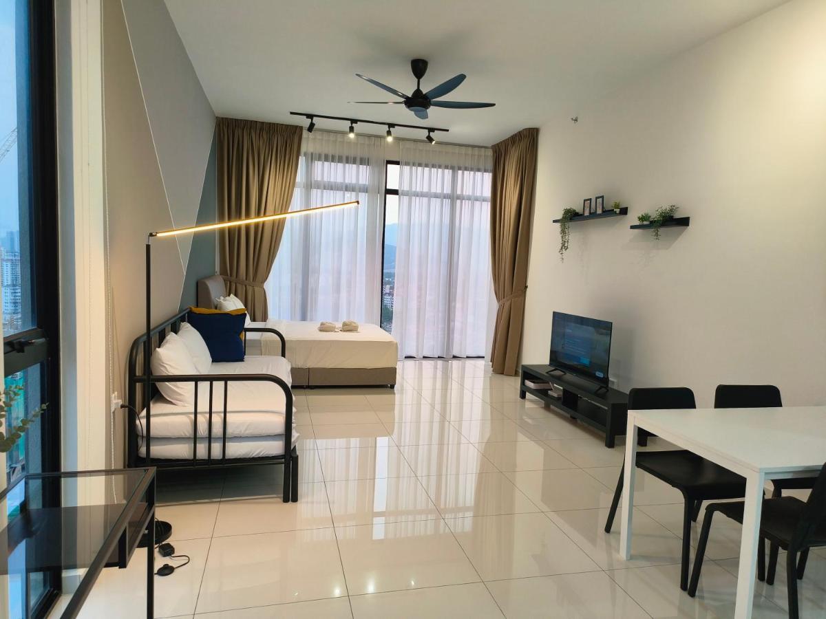 2Br Luxury Rooftop Swimming Pook Homestay@Georgetown@10Pax - 无敌美景两房民宿 מראה חיצוני תמונה