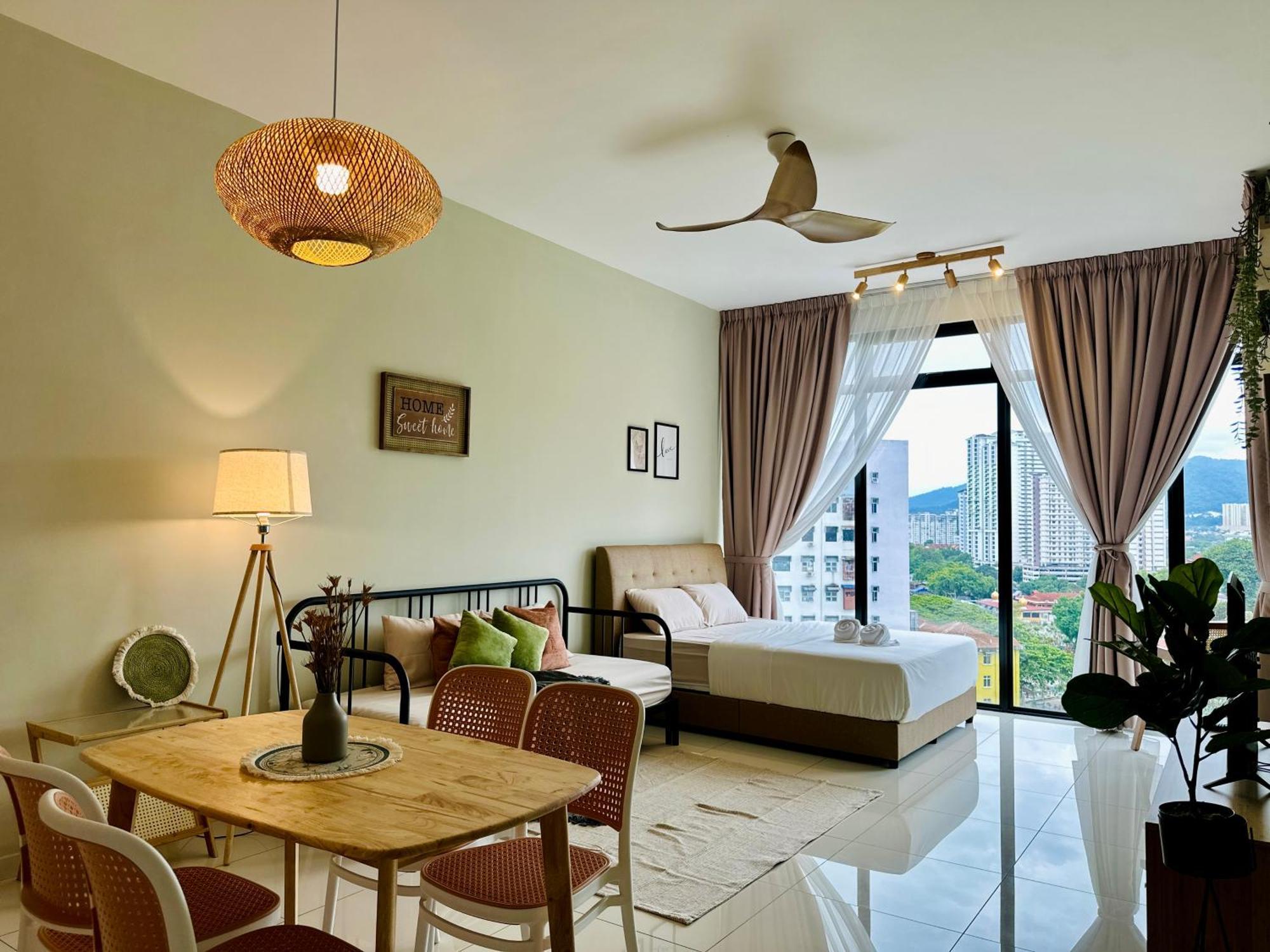 2Br Luxury Rooftop Swimming Pook Homestay@Georgetown@10Pax - 无敌美景两房民宿 מראה חיצוני תמונה