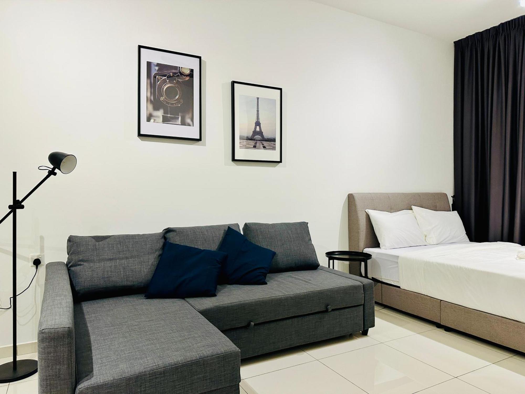 2Br Luxury Rooftop Swimming Pook Homestay@Georgetown@10Pax - 无敌美景两房民宿 מראה חיצוני תמונה