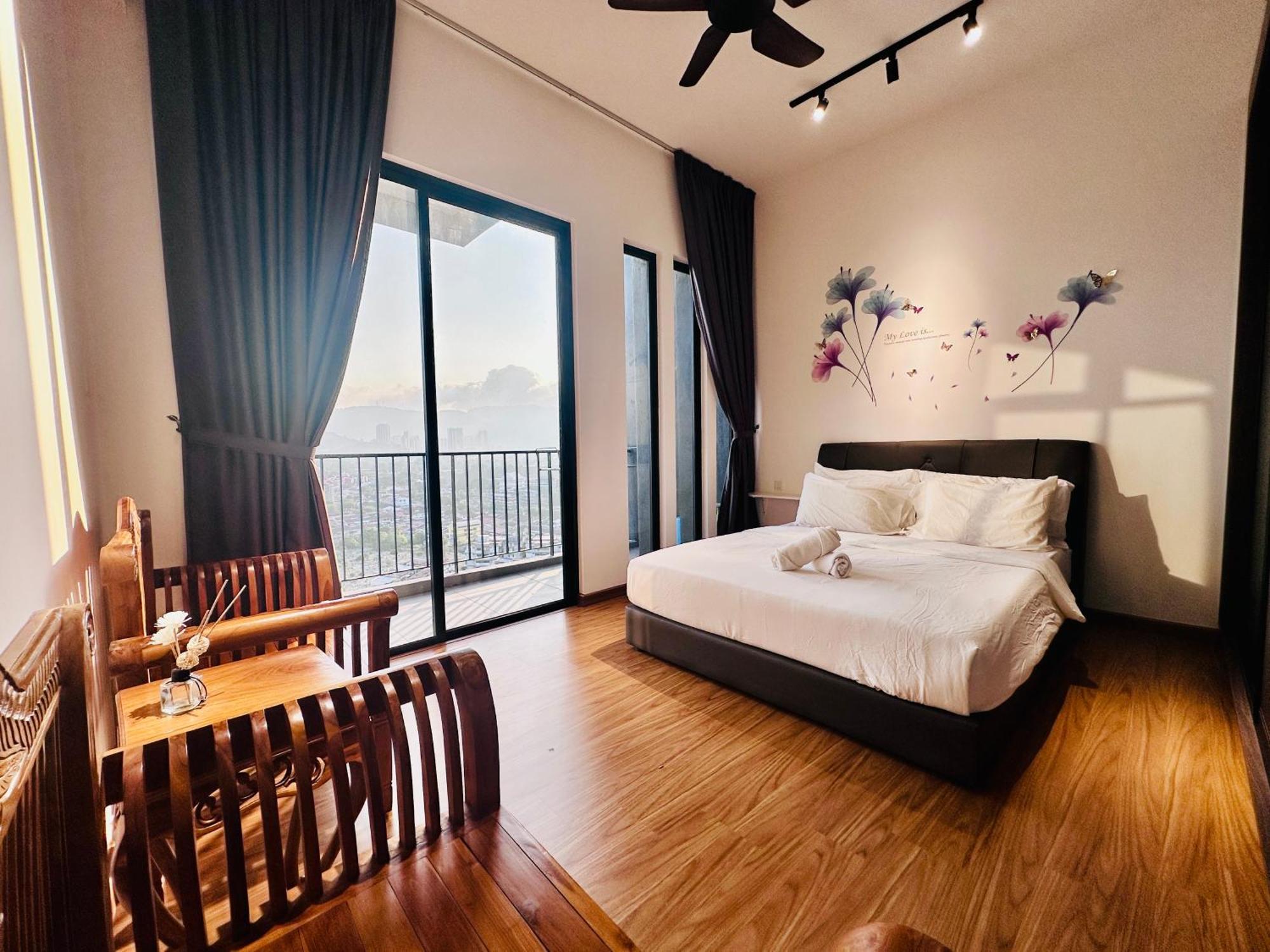2Br Luxury Rooftop Swimming Pook Homestay@Georgetown@10Pax - 无敌美景两房民宿 מראה חיצוני תמונה