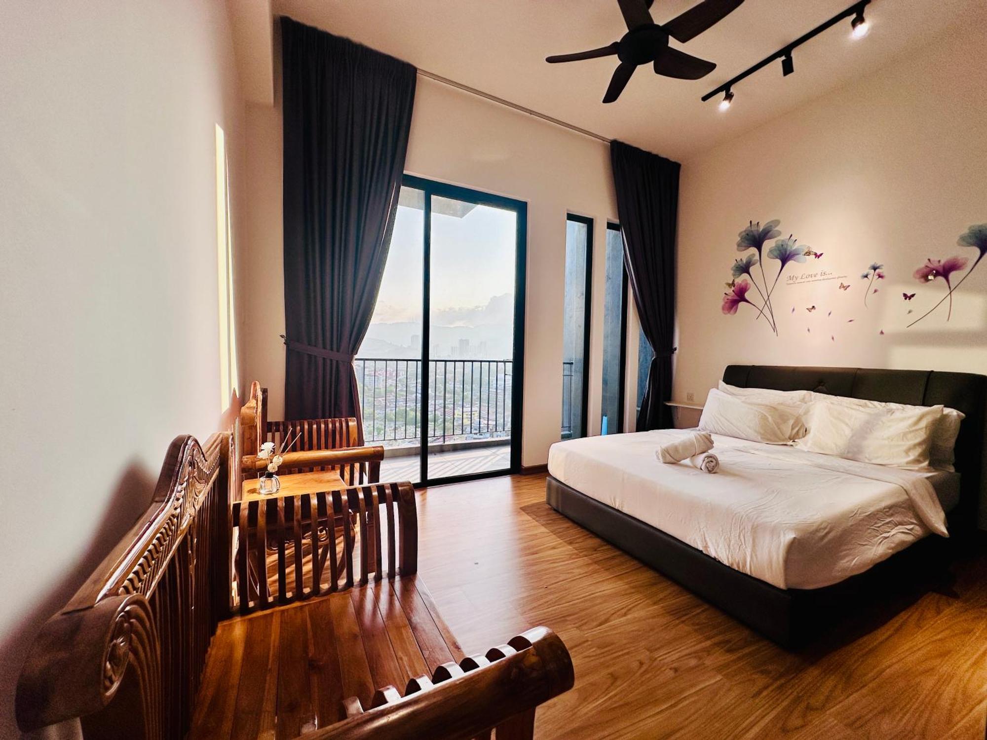2Br Luxury Rooftop Swimming Pook Homestay@Georgetown@10Pax - 无敌美景两房民宿 מראה חיצוני תמונה