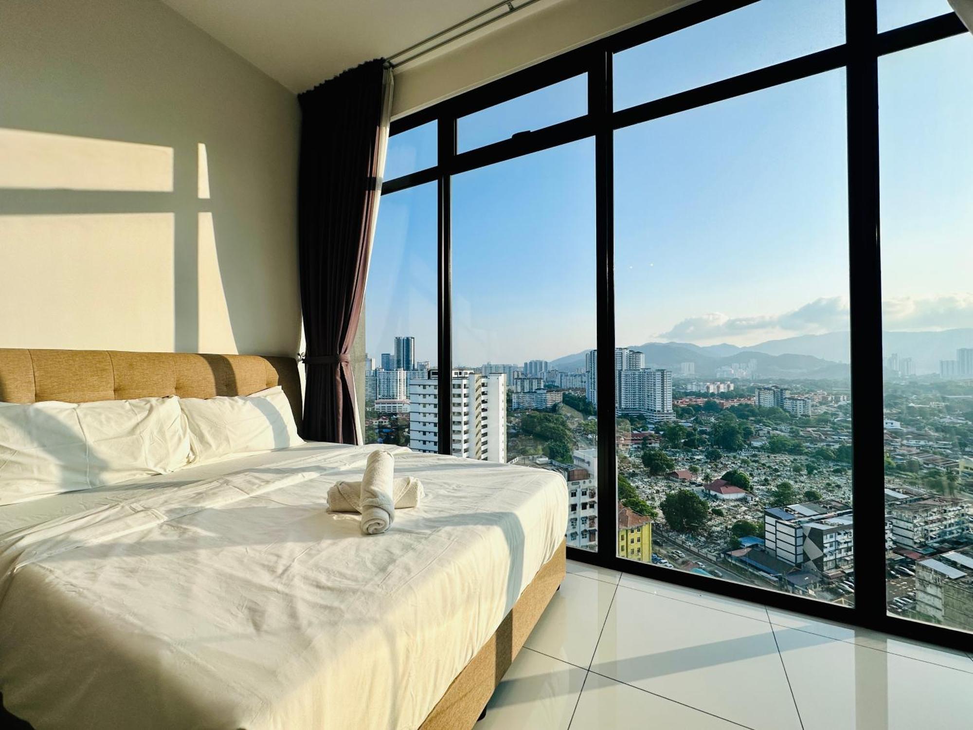 2Br Luxury Rooftop Swimming Pook Homestay@Georgetown@10Pax - 无敌美景两房民宿 מראה חיצוני תמונה